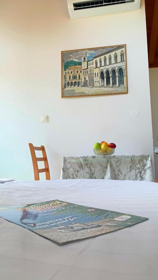 Laura Studio Apartman ムリニ エクステリア 写真